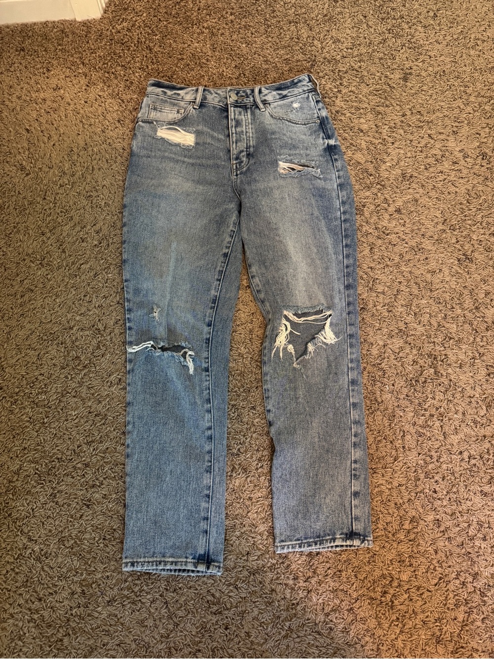PacSun Women's Straight Leg Distressed Jeans - Light Blue